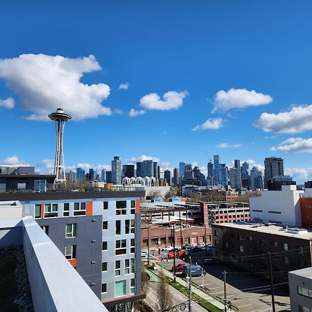 Queen Anne Abode - 1 Block From Cpa! - Free Parking! Сиатъл Екстериор снимка