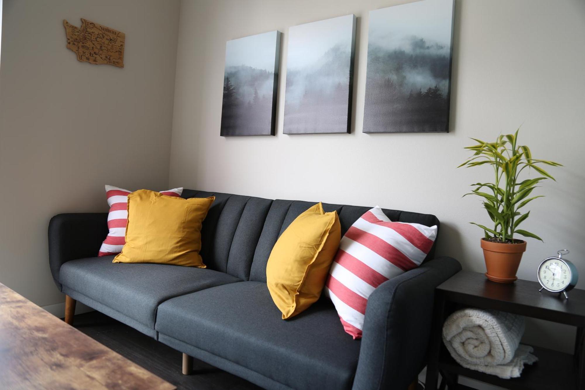 Queen Anne Abode - 1 Block From Cpa! - Free Parking! Сиатъл Екстериор снимка