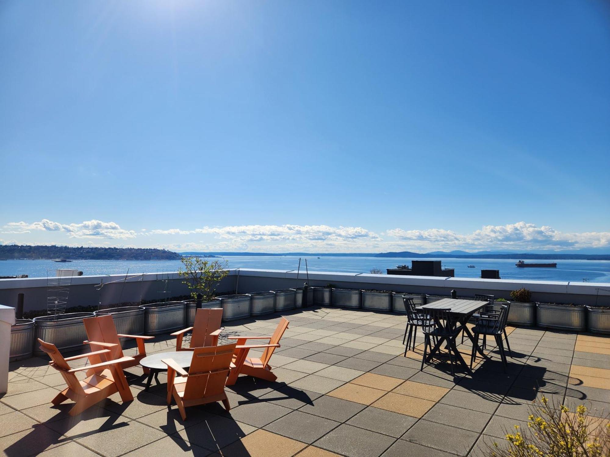 Queen Anne Abode - 1 Block From Cpa! - Free Parking! Сиатъл Екстериор снимка